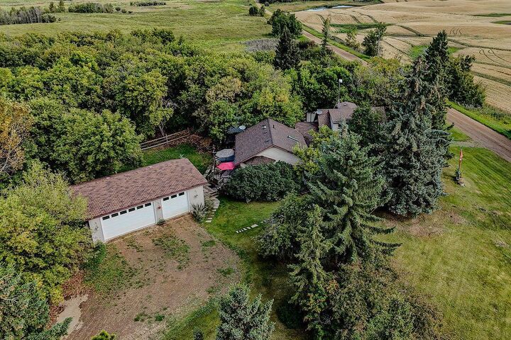 Property Photo:  46104 Range Road 222  AB T0C 0L0 