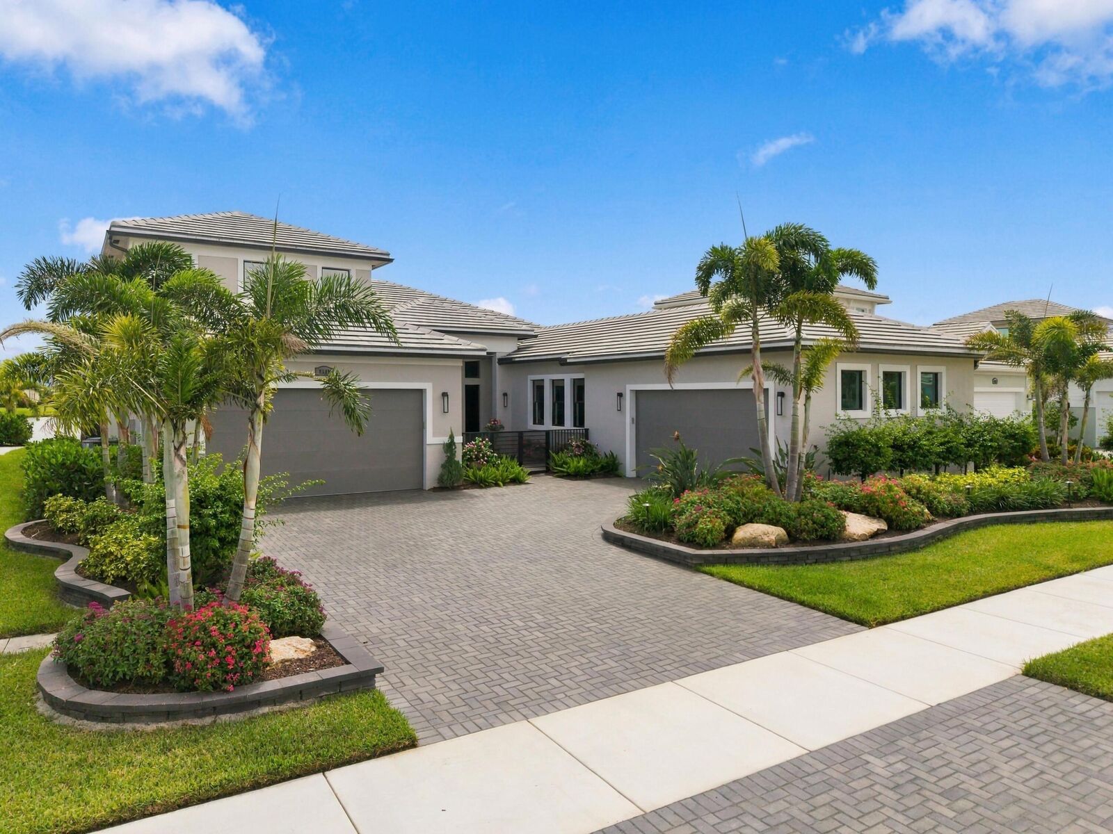 Property Photo:  8549 SW Felicita Way  FL 34987 