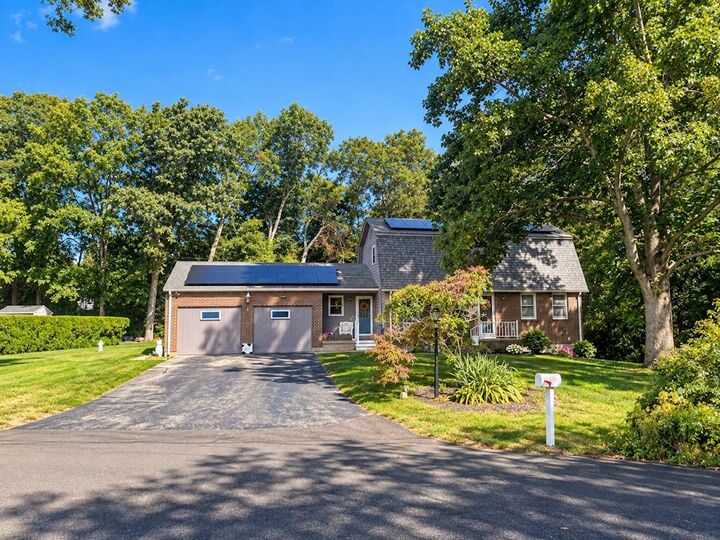 Property Photo: 3 Concord Court RI 02891