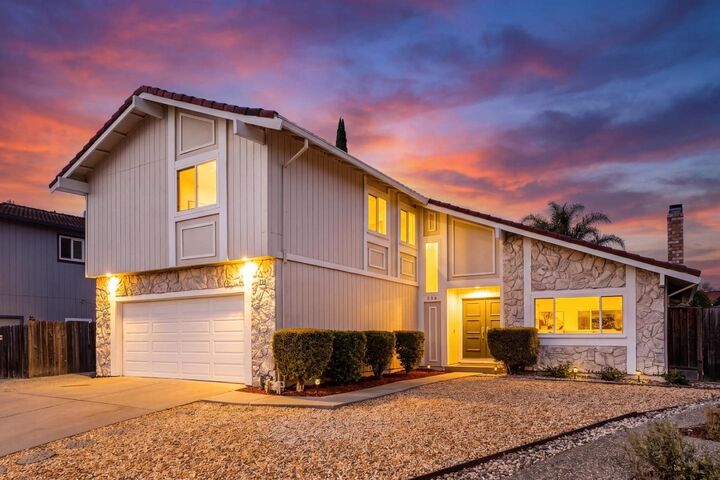 Property Photo: 236 Ottawa Way CA 94539