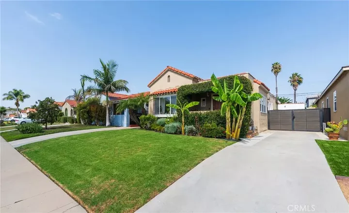 Property Photo: 4011 W 60th CA 90043