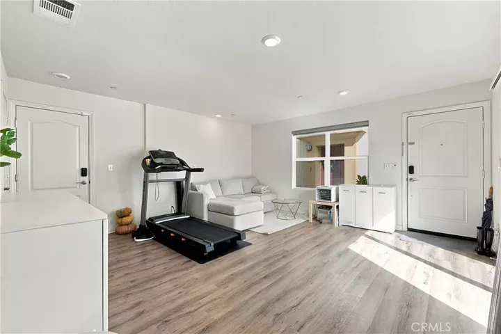 Property Photo:  318 S Quadrilateral  CA 92802 