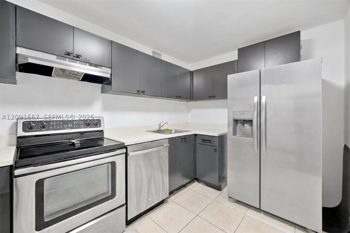 Property Photo:  1800 Sans Souci Blvd 201  FL 33181 