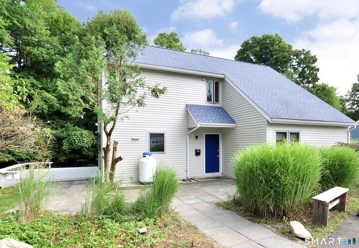 Property Photo: 6 Tamarack Lane 6 CT 06070