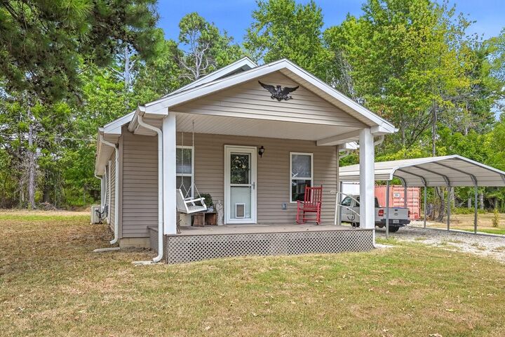 Property Photo: 210 Thelma Avenue MO 65742