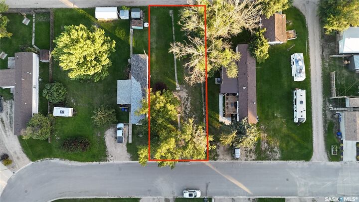 Property Photo:  304 McGregor Street  SK S0G 1A0 