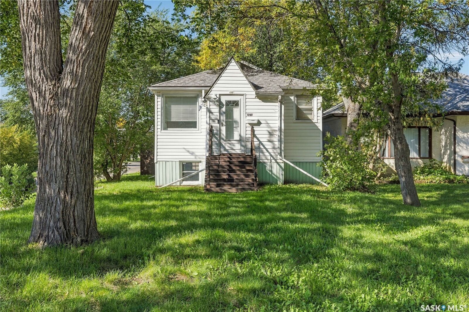 Property Photo: 1280 King Street SK S4T 4E9