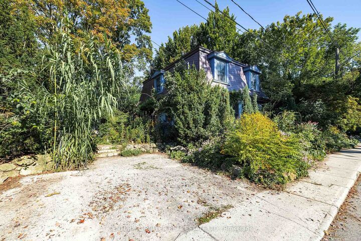 Property Photo:  43 Burnet Street  ON L6K 1B6 
