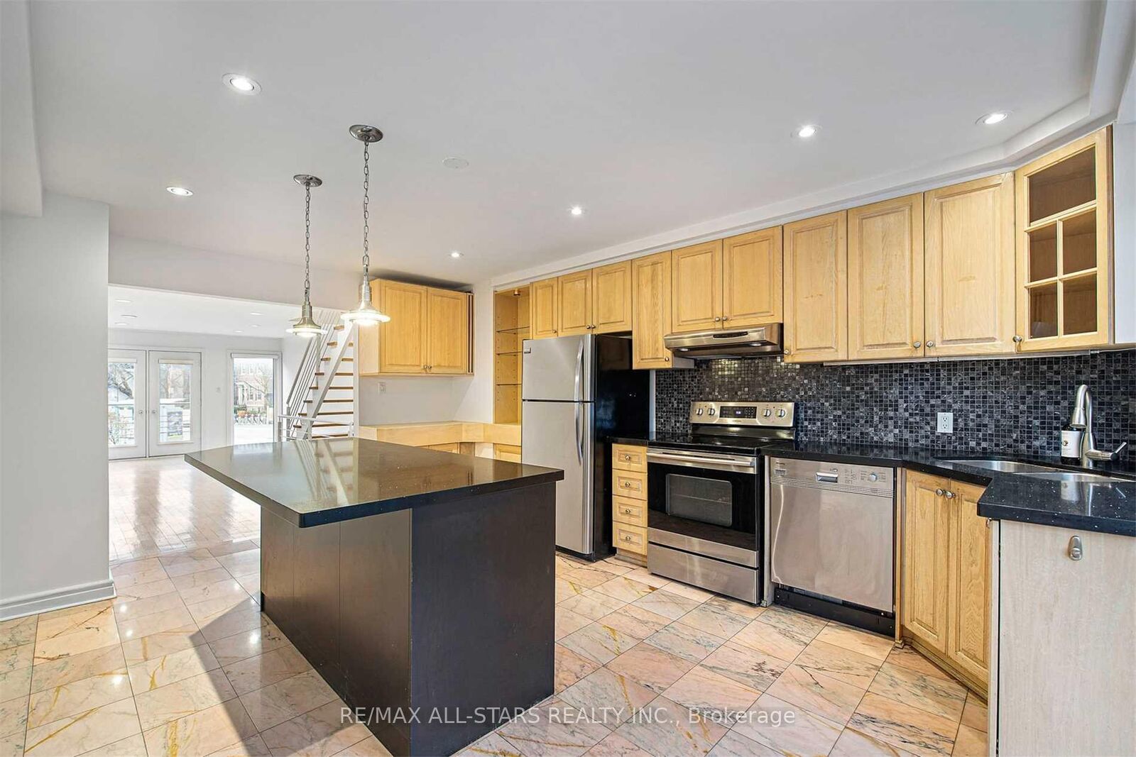Property Photo: 110 Belmont Street ON M5R 1P8