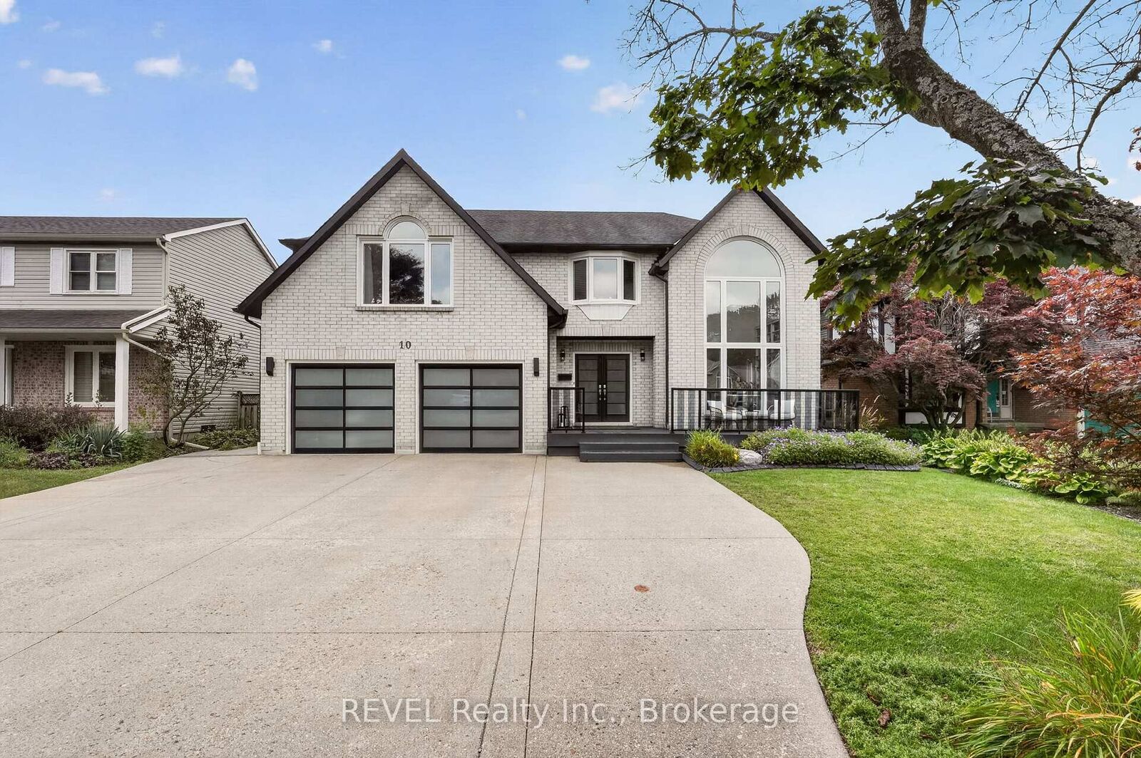 Property Photo:  10 Meadowbrook Lane  ON L0S 1E4 