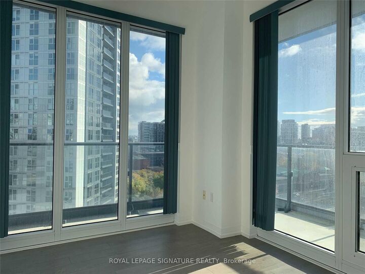 Property Photo:  251 Jarvis Street 1016  ON M5B 0C3 