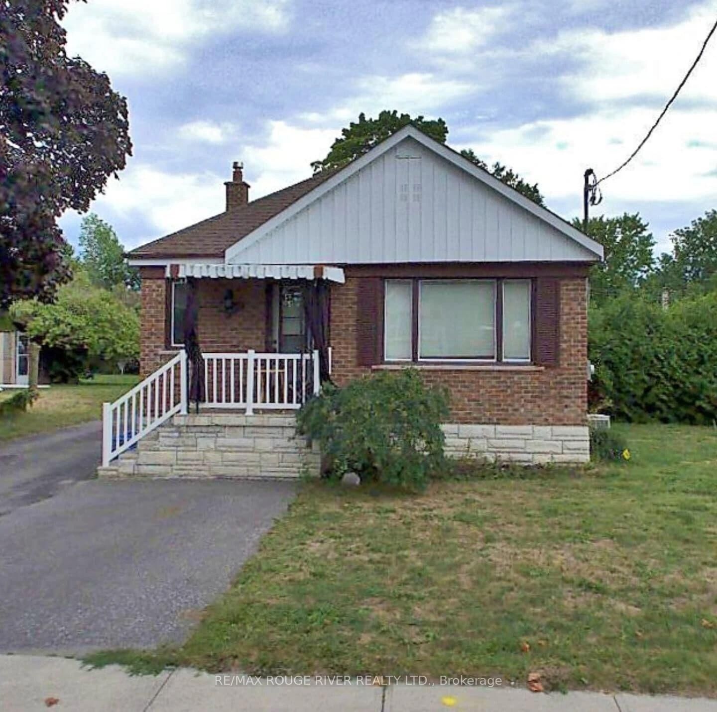 Property Photo:  509 Adelaide Avenue W Bsmt  ON L1J 2J2 