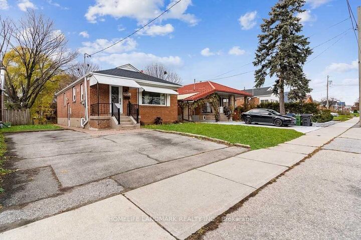 Property Photo:  1356 Warden Avenue  ON M1R 2S2 