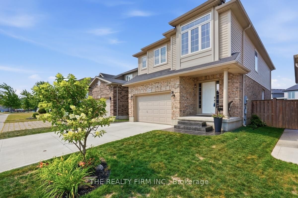 Property Photo: 1830 Couldridge Way ON N6G 5B4