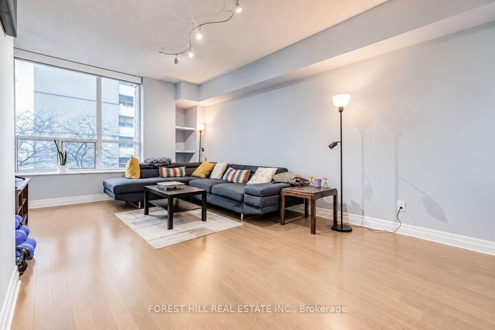 Property Photo:  70 Alexander Street 305  ON M4Y 3B6 
