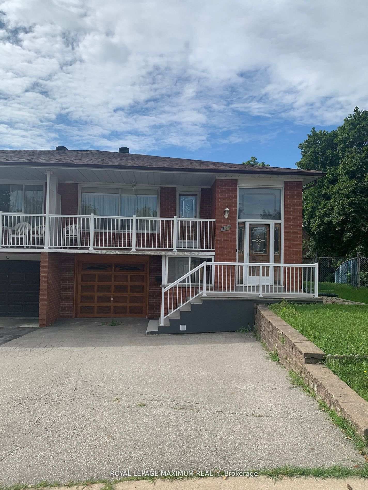 Property Photo: 155 Rainbow Drive ON L4L 2K8