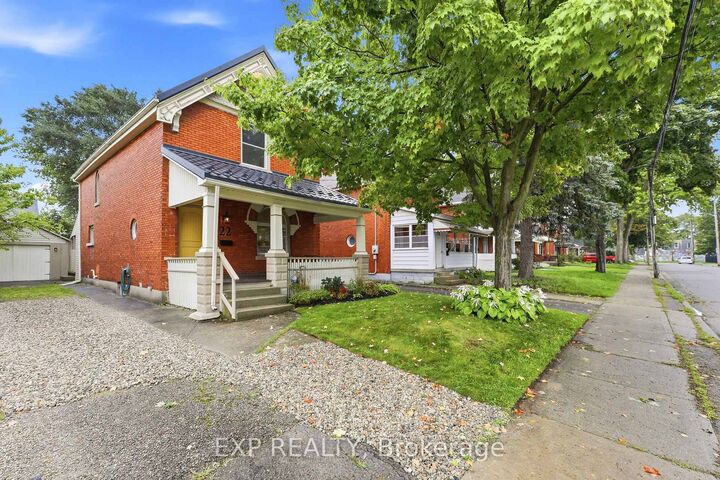Property Photo:  22 Hyatt Avenue  ON N5Z 1Y5 