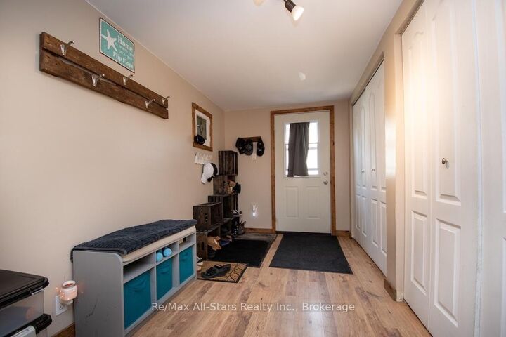 Property Photo:  23 Wolfe Street  ON K9V 2J3 