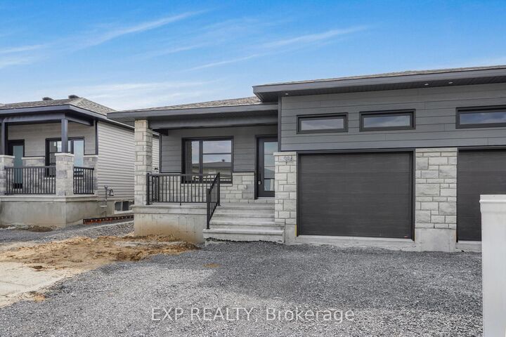 Property Photo:  995 Katia Street  ON K0A 2M0 