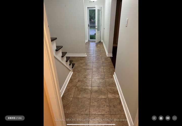 Property Photo:  5 Onslow Court Room#2  ON L6H 1J2 