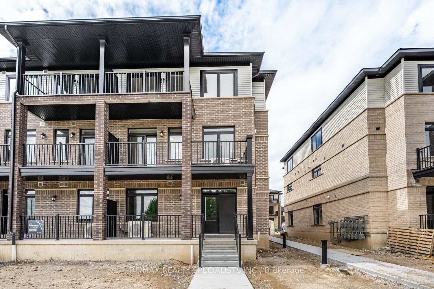 Property Photo:  64 Thatcher Drive  ON N1L 1B3 