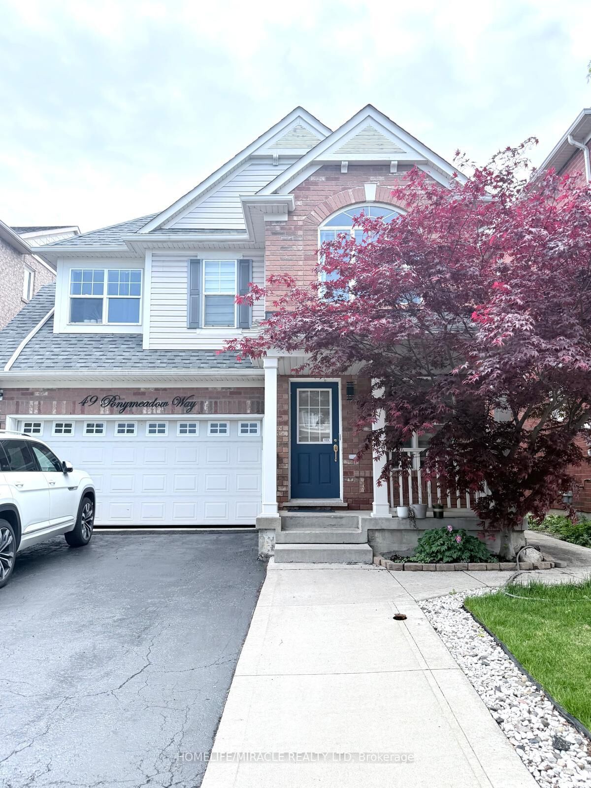 Property Photo:  49 Ponymeadow (Bsmt) Way Bsmt  ON L6X 0M5 