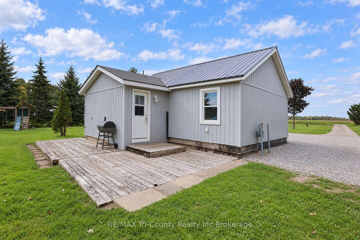 Property Photo:  332532 Plank Line  ON N4G 4H1 