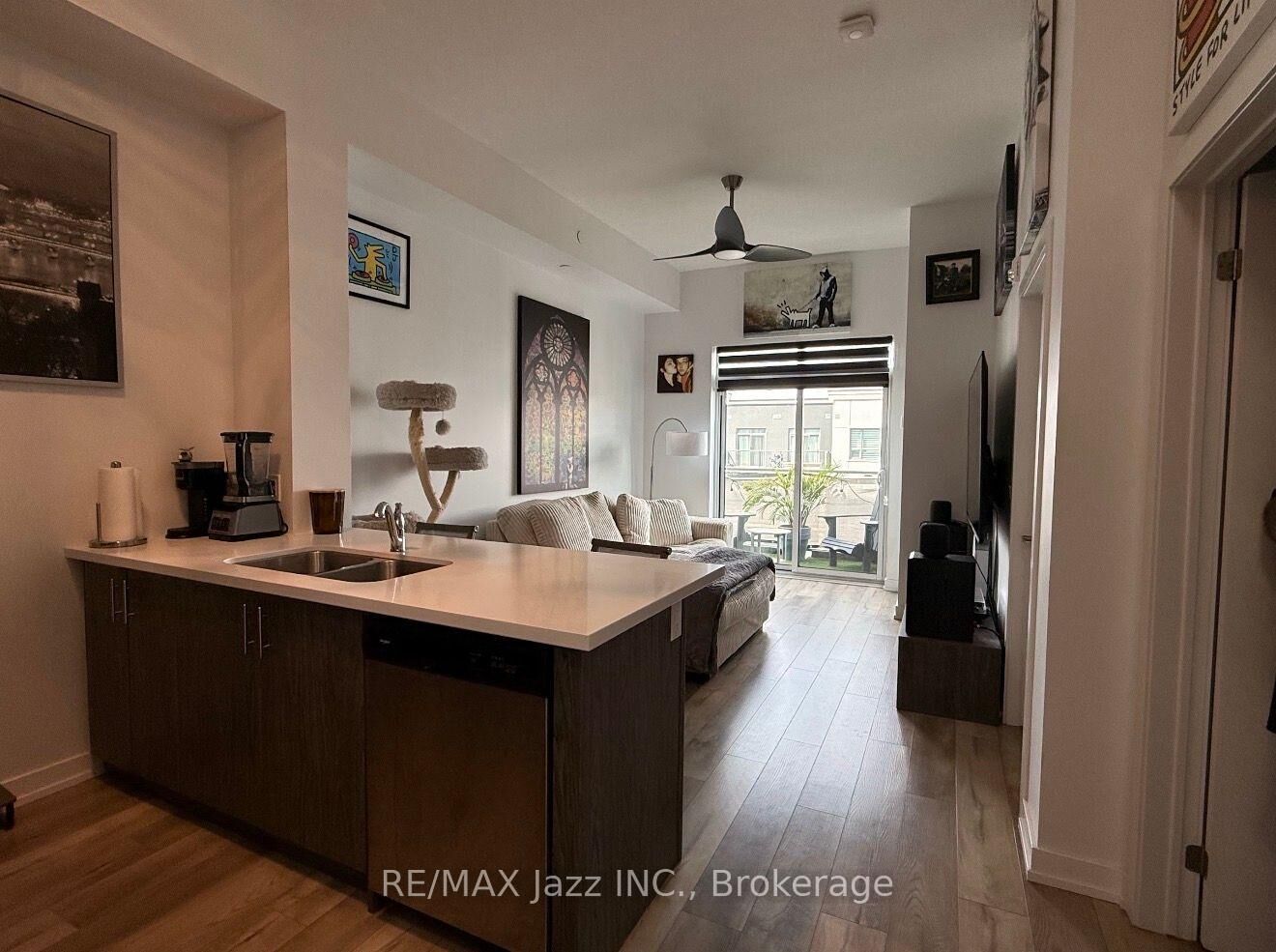 Property Photo: 5055 Greenlane Road 625 ON L0R 1B3