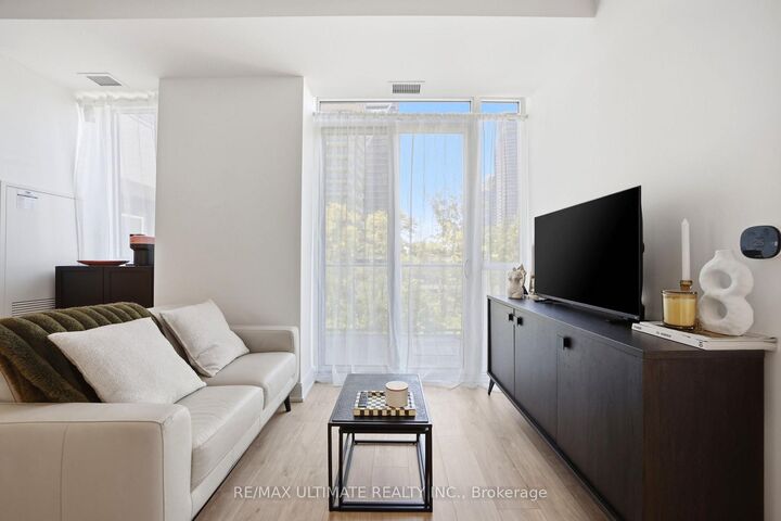 Property Photo:  70 Annie Craig Drive 402  ON M8V 0G2 