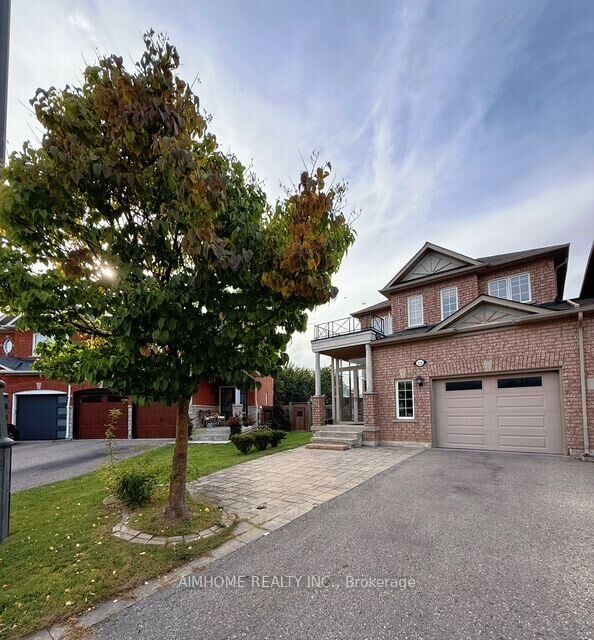 Property Photo: 22 Matson Court ON L4G 7W8