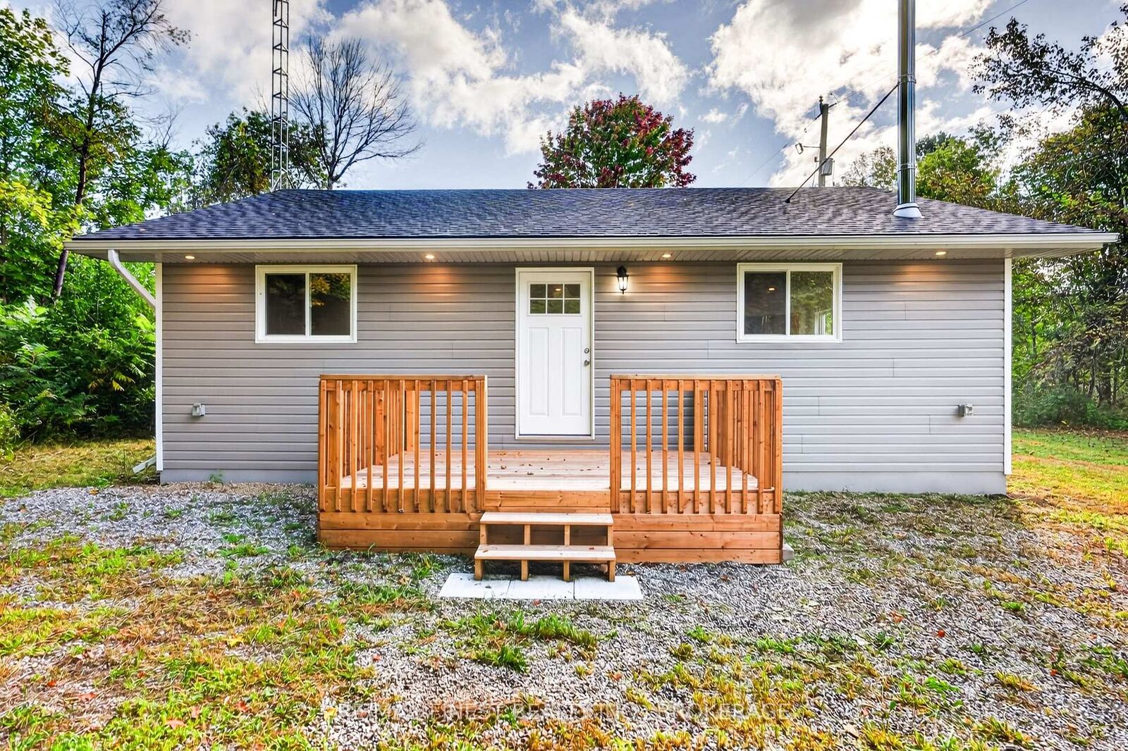 Property Photo:  3144 Echo Lake Road  ON K0H 1T0 