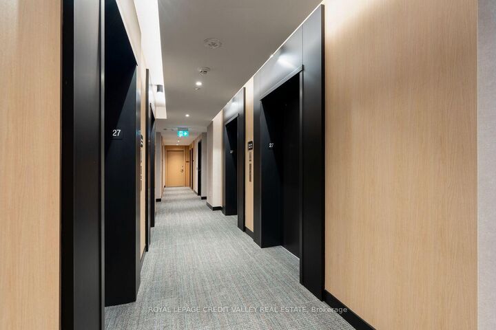 Property Photo:  89 Church Street 2710  ON M5C 0B7 