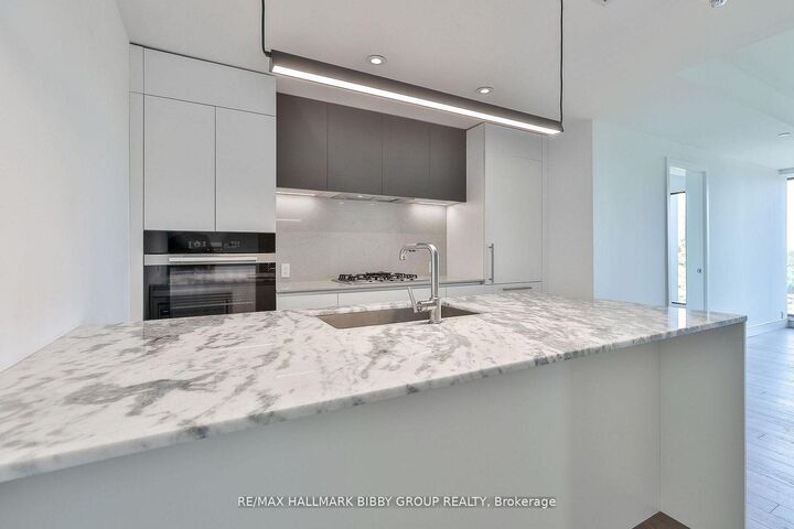 Property Photo:  1414 Bayview Avenue 503  ON M4G 3A7 