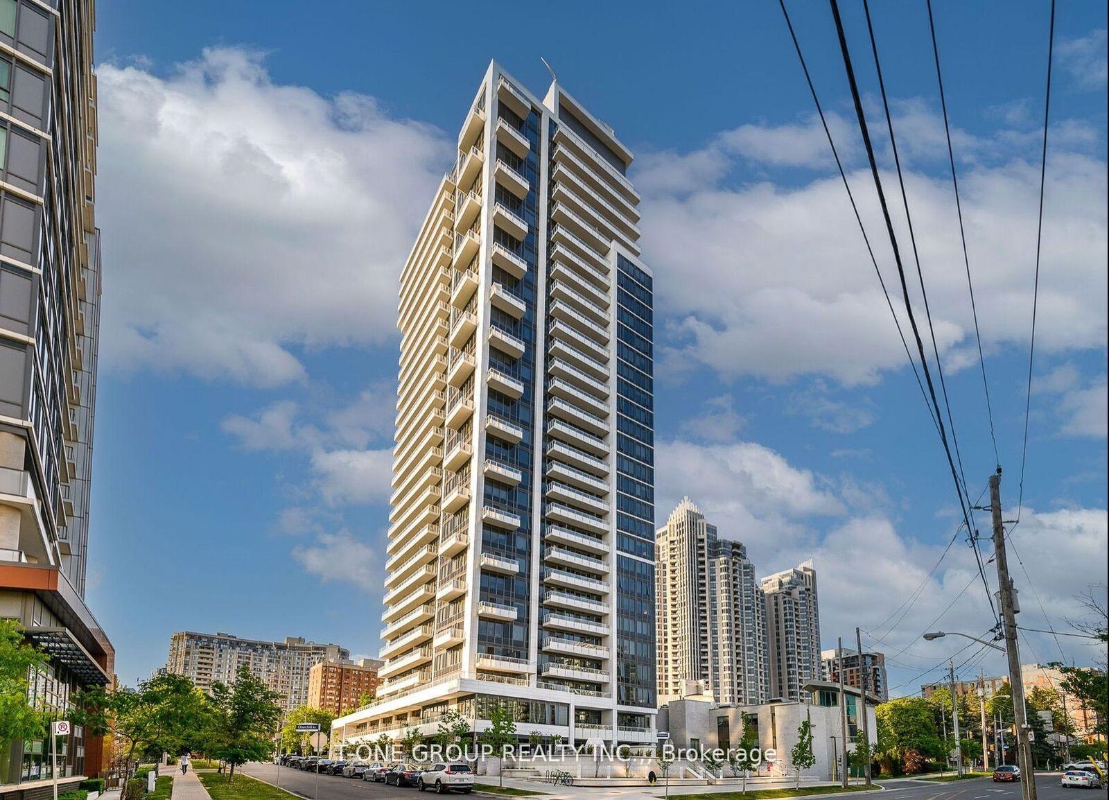 Property Photo: 75 Canterbury Place Ph107 ON M2N 0L2