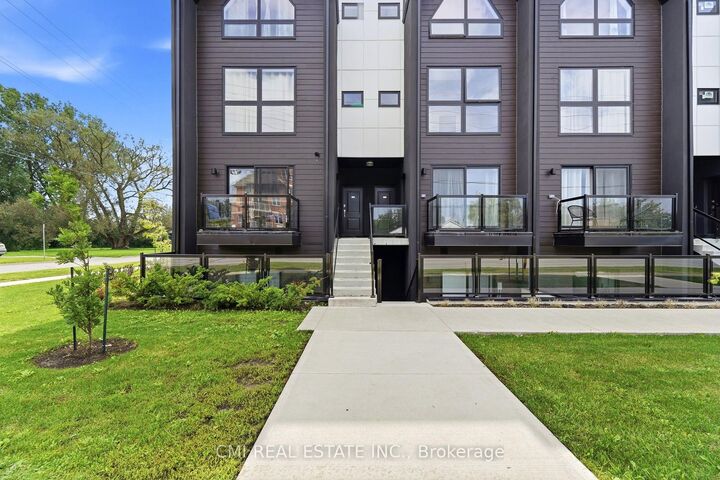 Property Photo:  7277 Wilson Crescent 302  ON L2G 7G5 