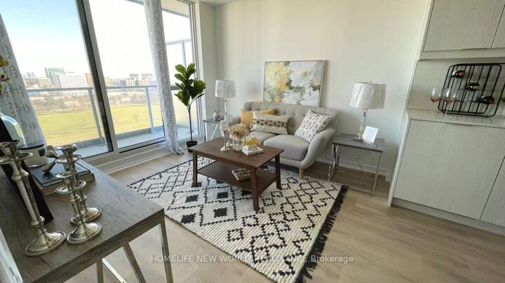Property Photo: 32 Forest Manor Road 1206 ON M2J 0H2