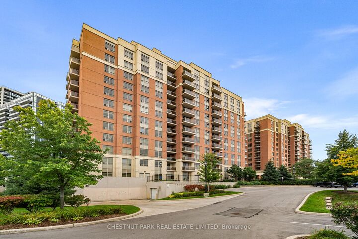 Property Photo:  73 King William Crescent 701  ON L4B 0C2 