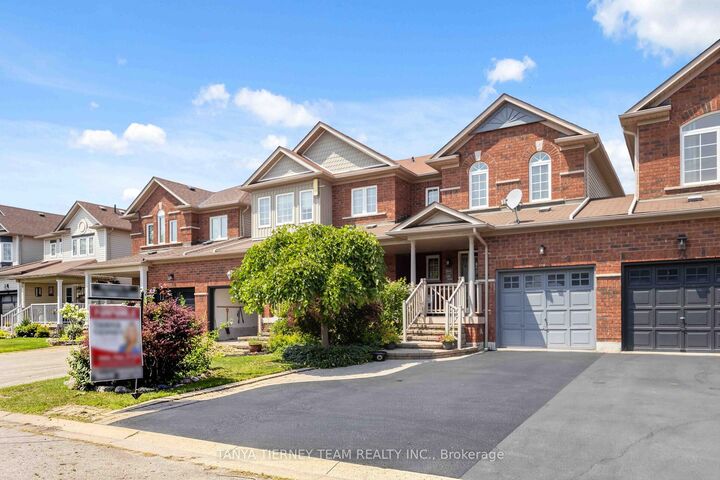 Property Photo:  22 Sinden Drive  ON L1M 2B8 