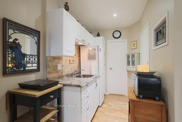 Property Photo:  1 Hiawatha Road Main Level Studio  ON M4L 2X7 