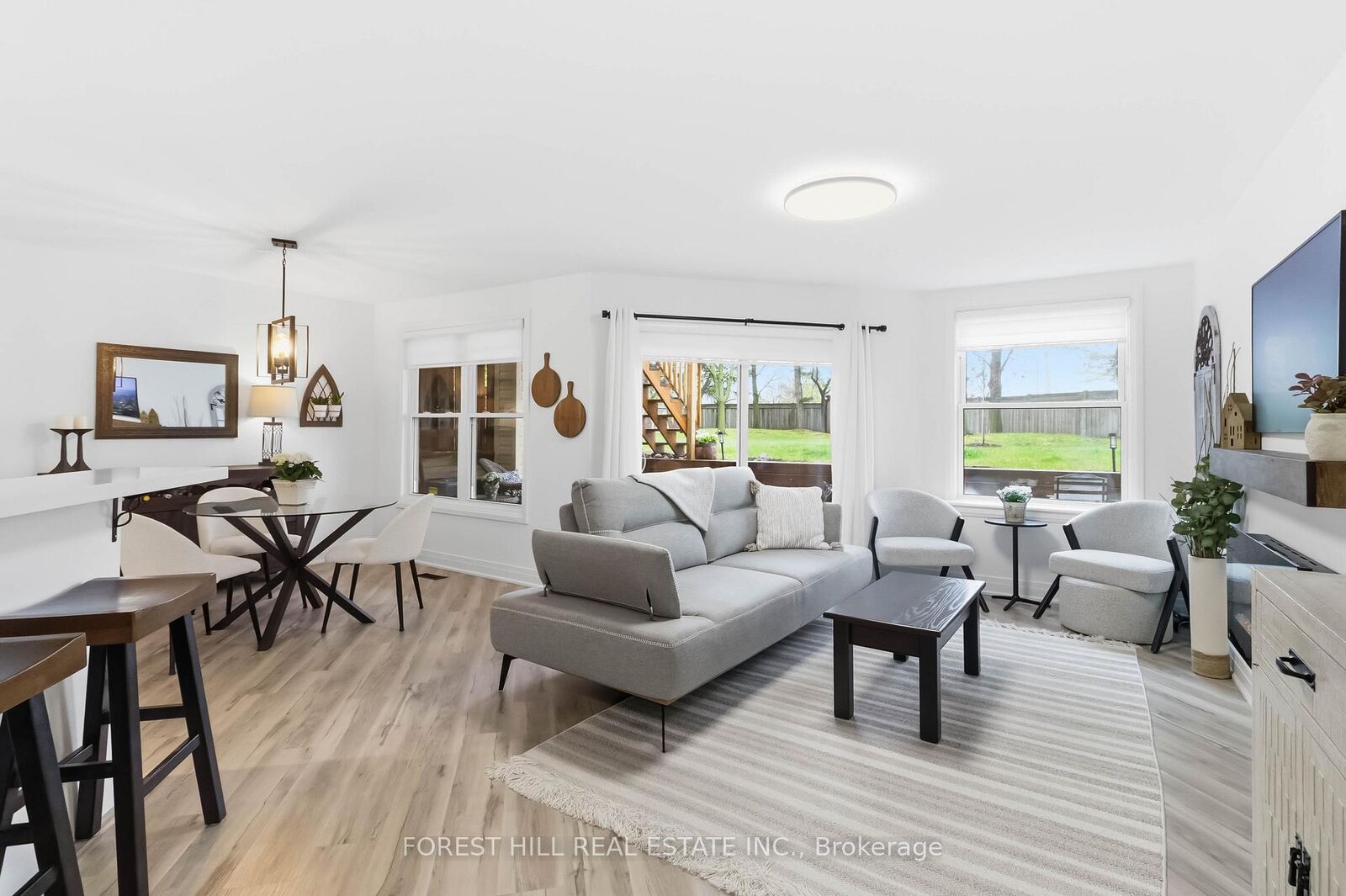 Property Photo:  1220 Thorpe Road 109  ON L7S 2H3 