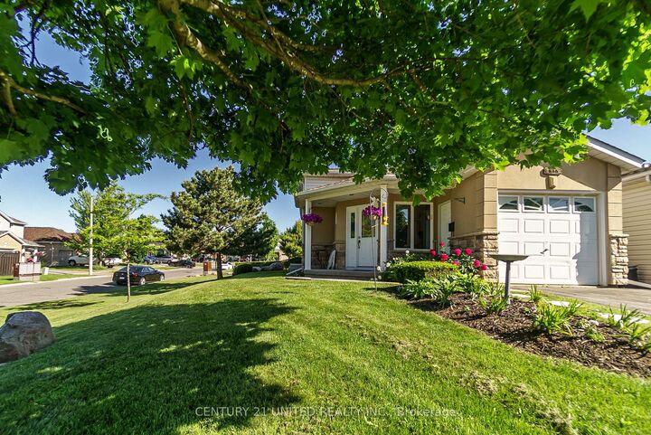 Property Photo:  626 Trailview Drive  ON K9J 8P3 