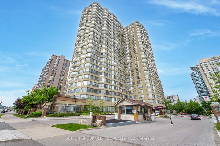 Property Photo:  3605 Kariya Drive 1812  ON L5B 3J4 