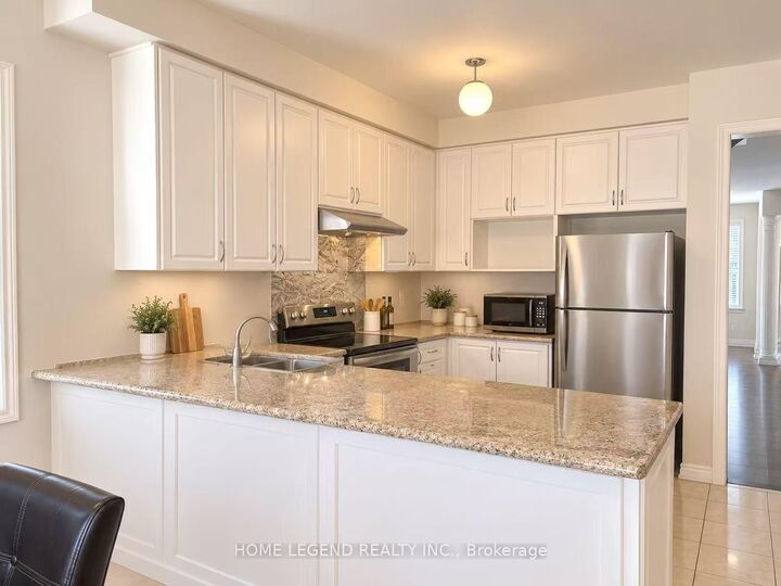 Property Photo:  36 Busch Avenue  ON L3R 0K6 