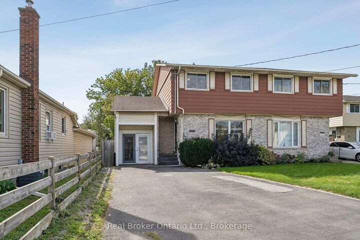 Property Photo:  310 Linwell Road 1/2  ON L2N 1T3 