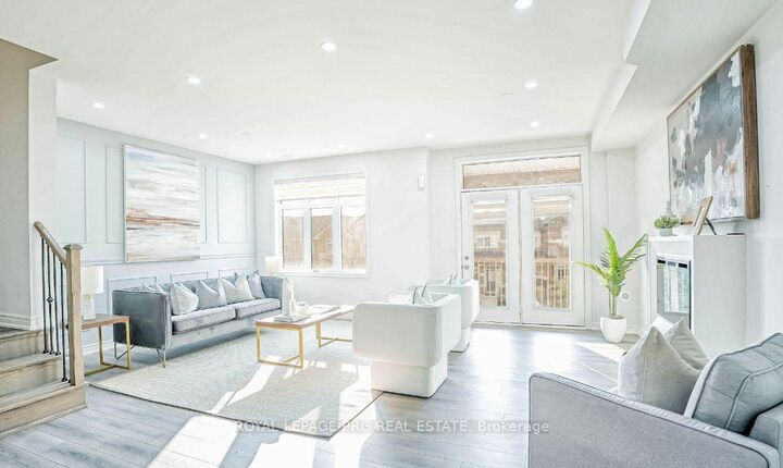 Property Photo:  490 Silver Maple Road  ON L6H 7H5 