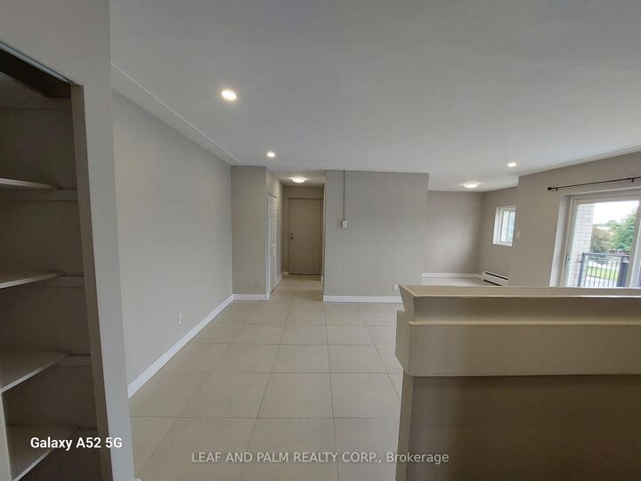 Property Photo:  591 12th Street 9  ON N4N 1W5 