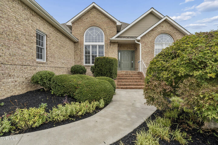 Property Photo: 404 Mizpah Hills Drive TN 37604