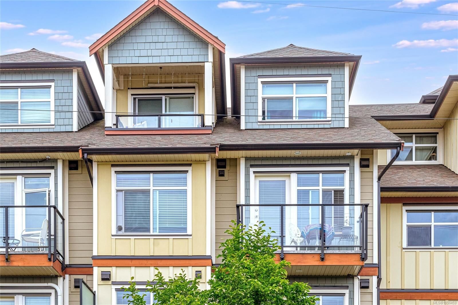 Property Photo:  5822 Garden St #303  BC V9L 3V9 