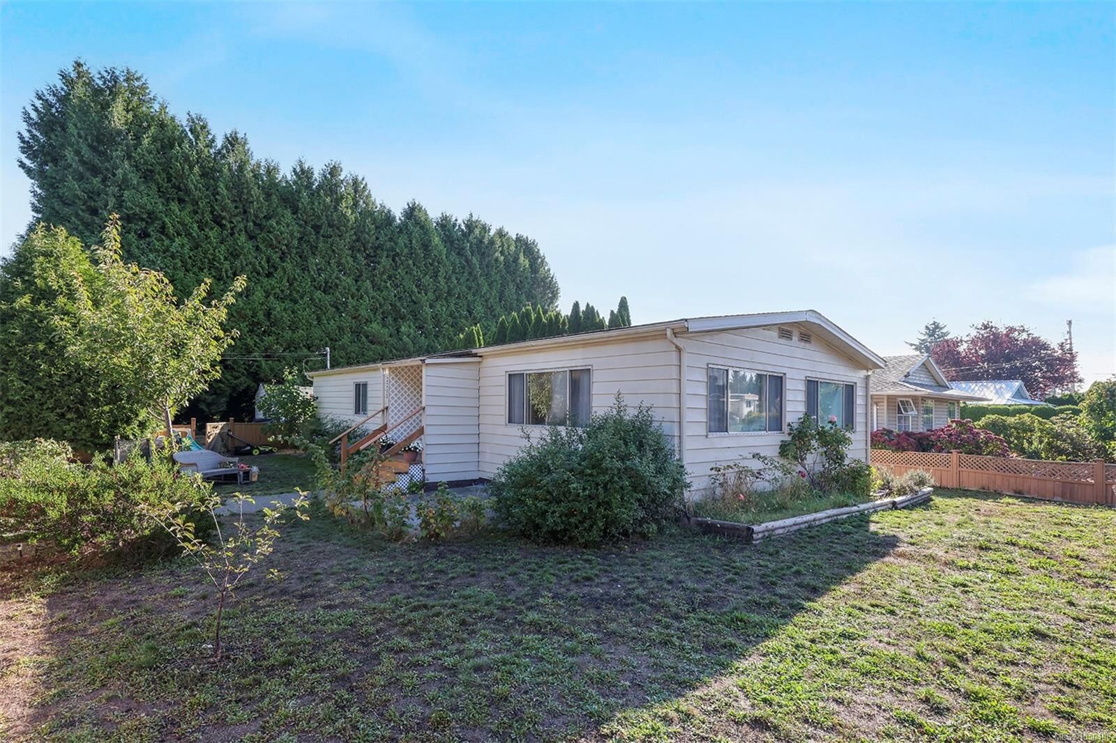 Property Photo:  2205 4th St E  BC V9N 7L9 