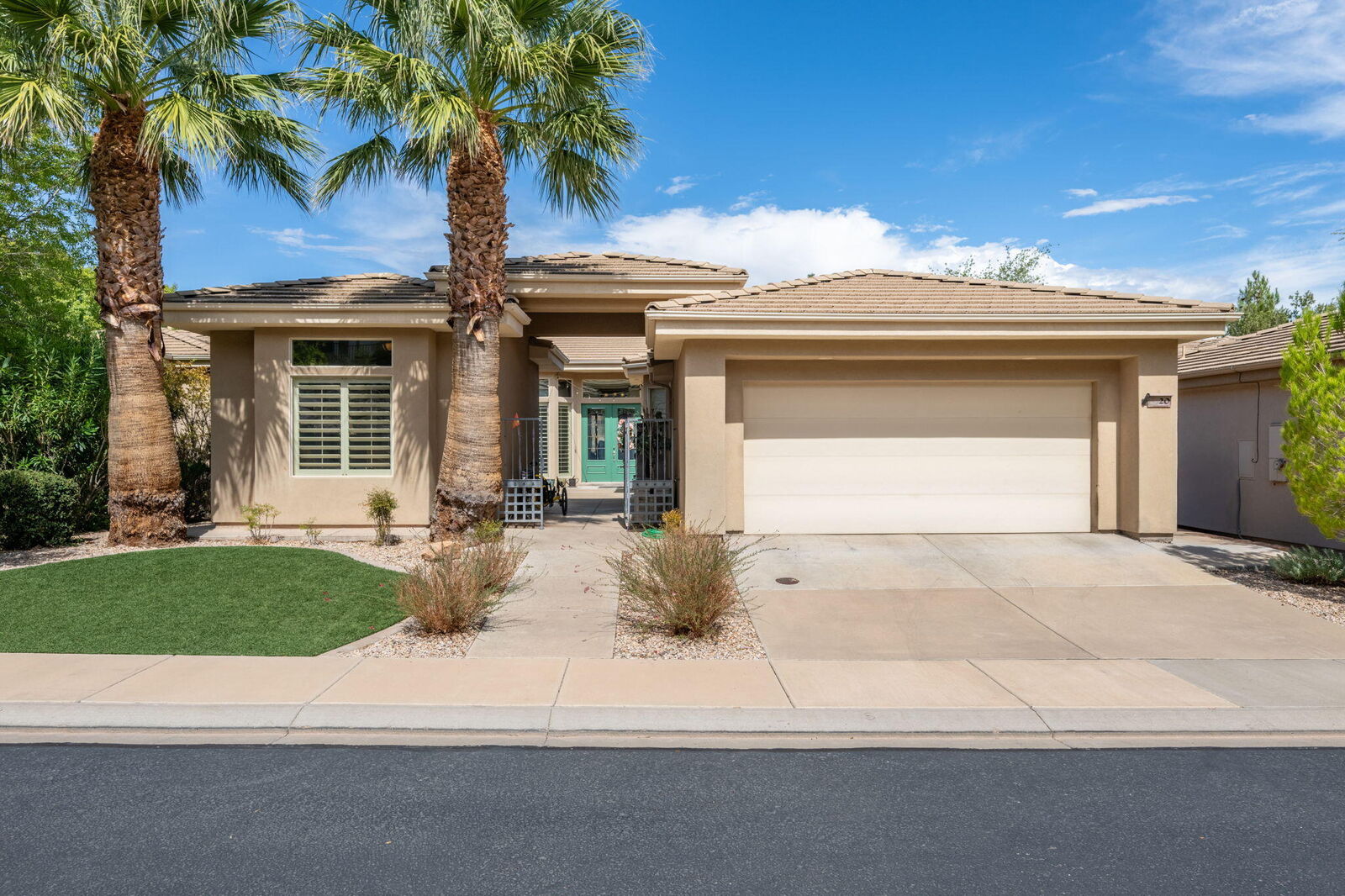 Property Photo:  2335 W Sunbrook Dr 20  UT 84770 